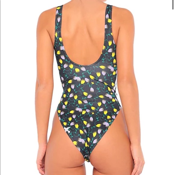 Adidas Originals body multicolor size small - Picture 3 of 9